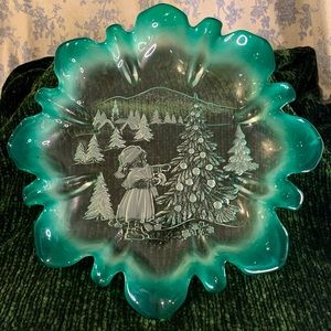 VTG Mikasa Spruce Green Ruffled Edge Frosted Glass Christmas Story 13" Platter
